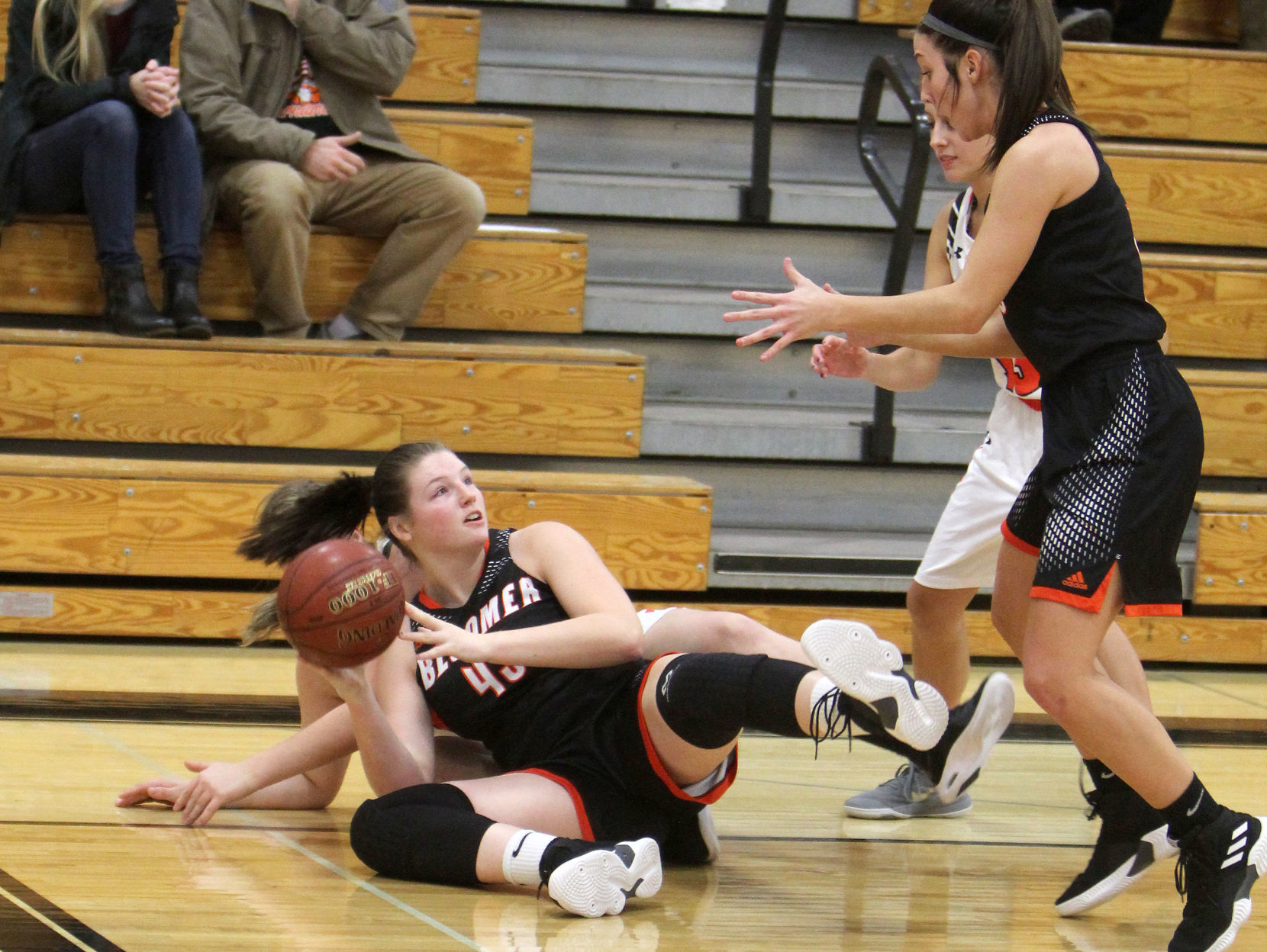 Bloomer at Elk Mound girls basketball 11-20-18